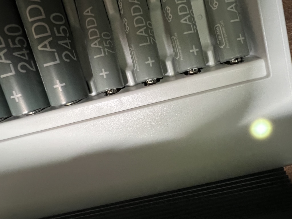 LADDA ラッダ 充電式電池, HR06 AA (単3形) 1.2V, 1900mAh